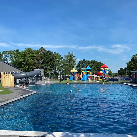 Ferienhaus Luxchalet #Vaju Lathum# Am See, Strand, Pool, Nationalpark Exterior foto