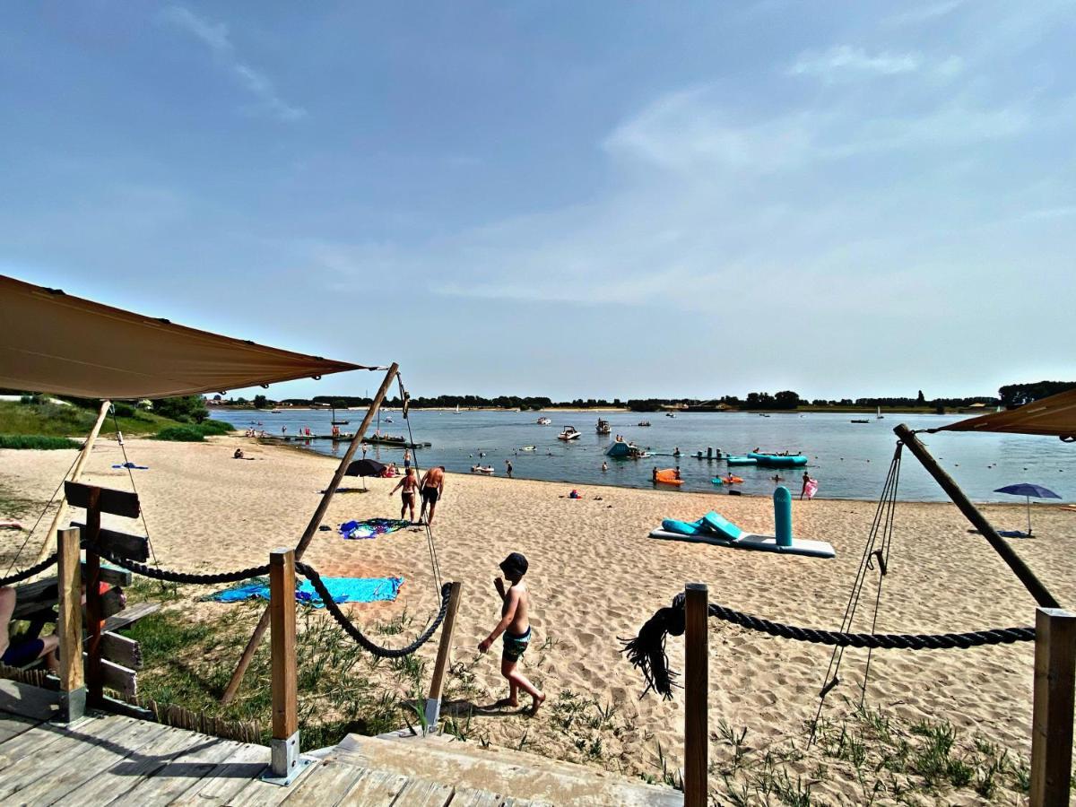 Ferienhaus Luxchalet #Vaju Lathum# Am See, Strand, Pool, Nationalpark Exterior foto