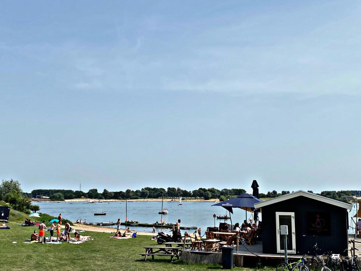 Ferienhaus Luxchalet #Vaju Lathum# Am See, Strand, Pool, Nationalpark Exterior foto
