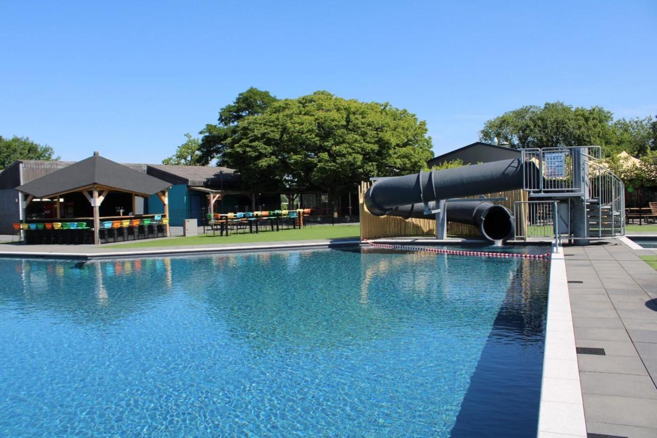 Ferienhaus Luxchalet #Vaju Lathum# Am See, Strand, Pool, Nationalpark Exterior foto