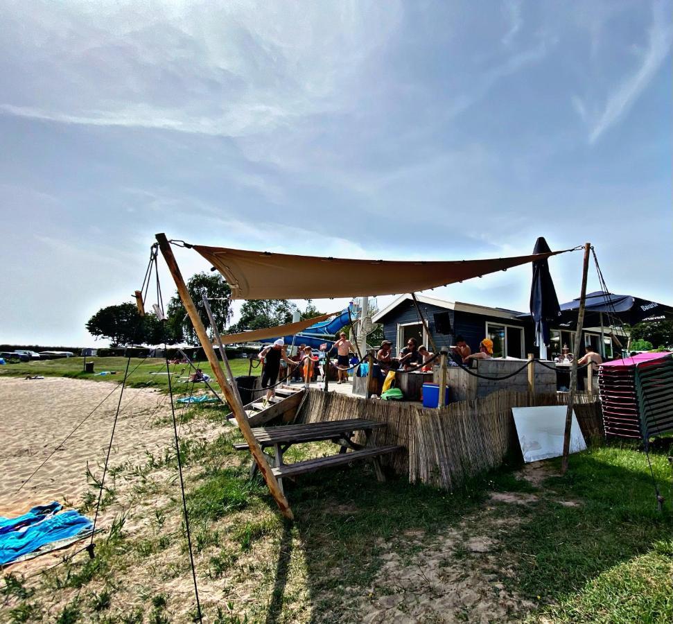 Ferienhaus Luxchalet #Vaju Lathum# Am See, Strand, Pool, Nationalpark Exterior foto